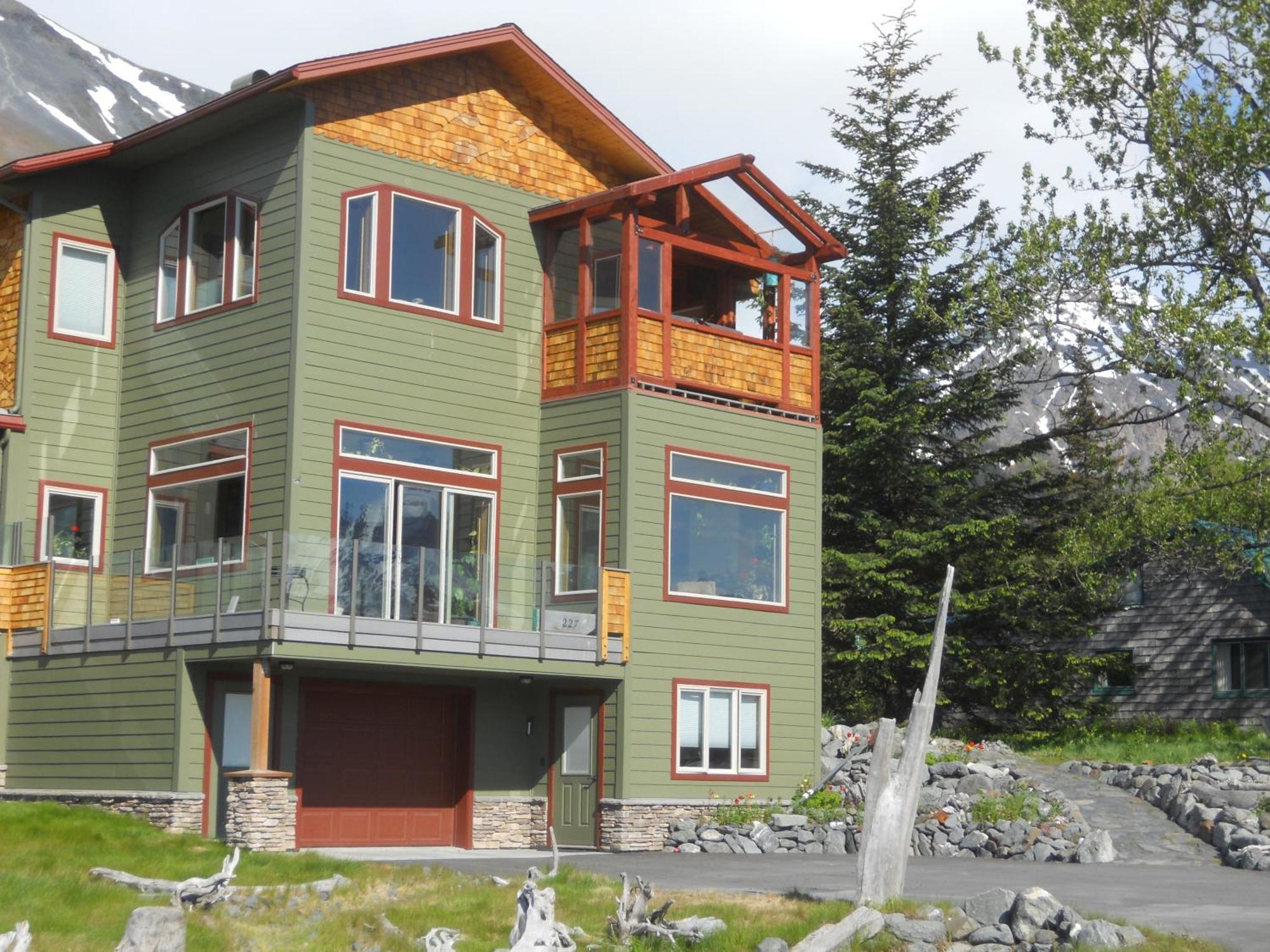 Seward Front Row Bed And Breakfast Экстерьер фото