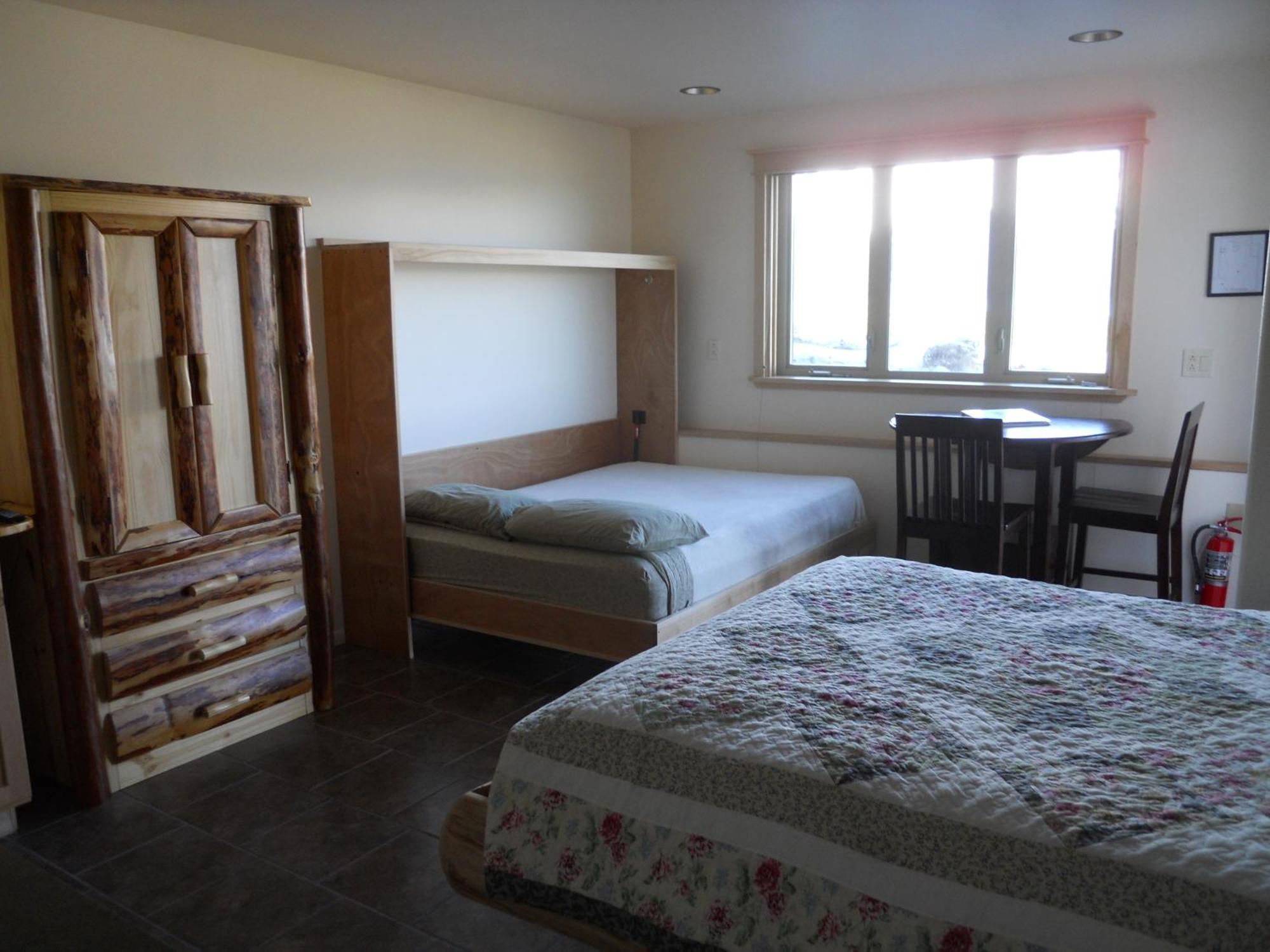 Seward Front Row Bed And Breakfast Экстерьер фото