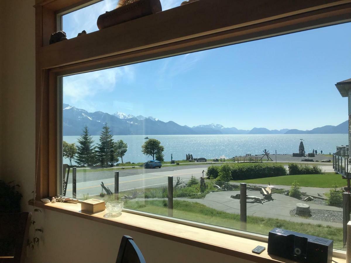 Seward Front Row Bed And Breakfast Экстерьер фото
