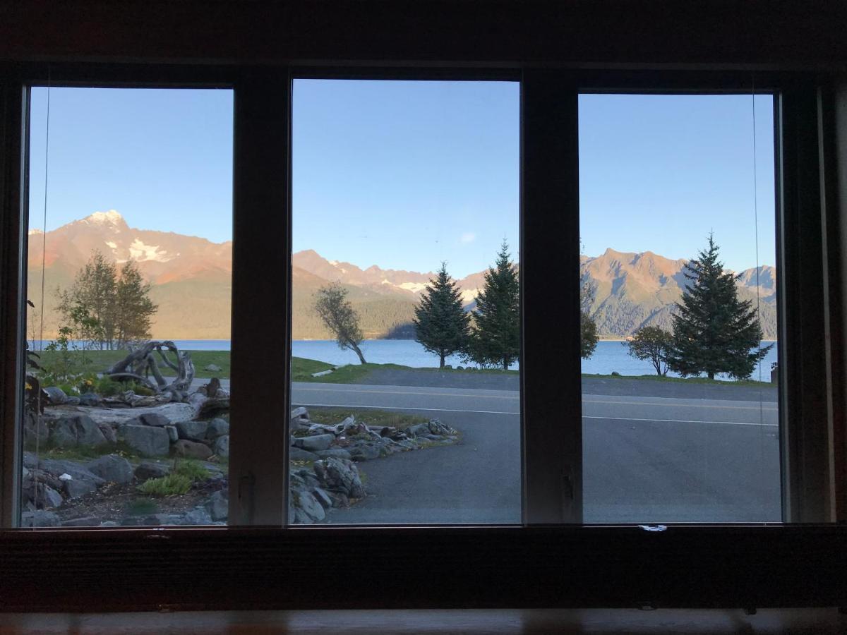 Seward Front Row Bed And Breakfast Экстерьер фото